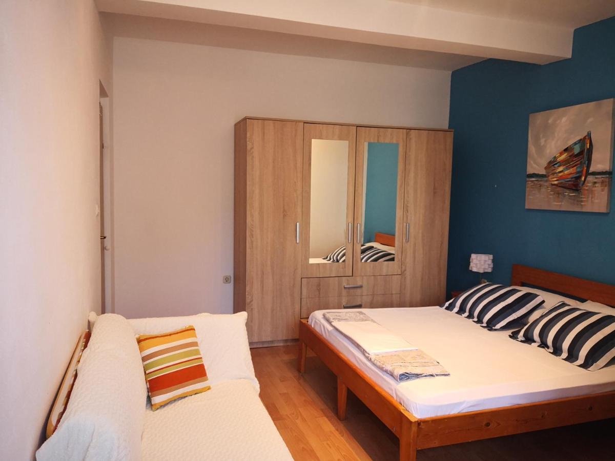Apartment Plavia Biograd Biograd Na Moru Eksteriør billede