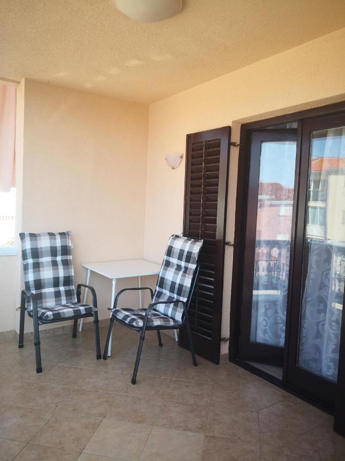 Apartment Plavia Biograd Biograd Na Moru Eksteriør billede