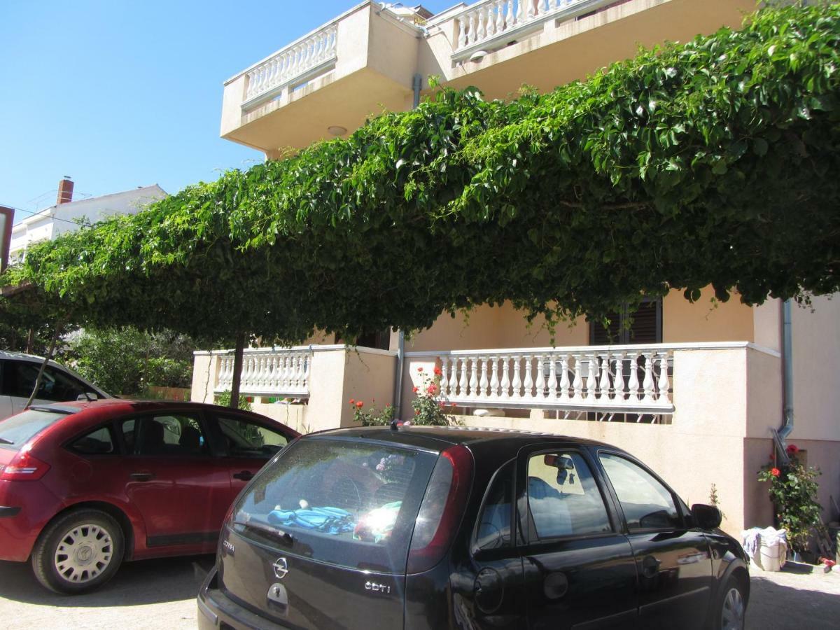 Apartment Plavia Biograd Biograd Na Moru Eksteriør billede