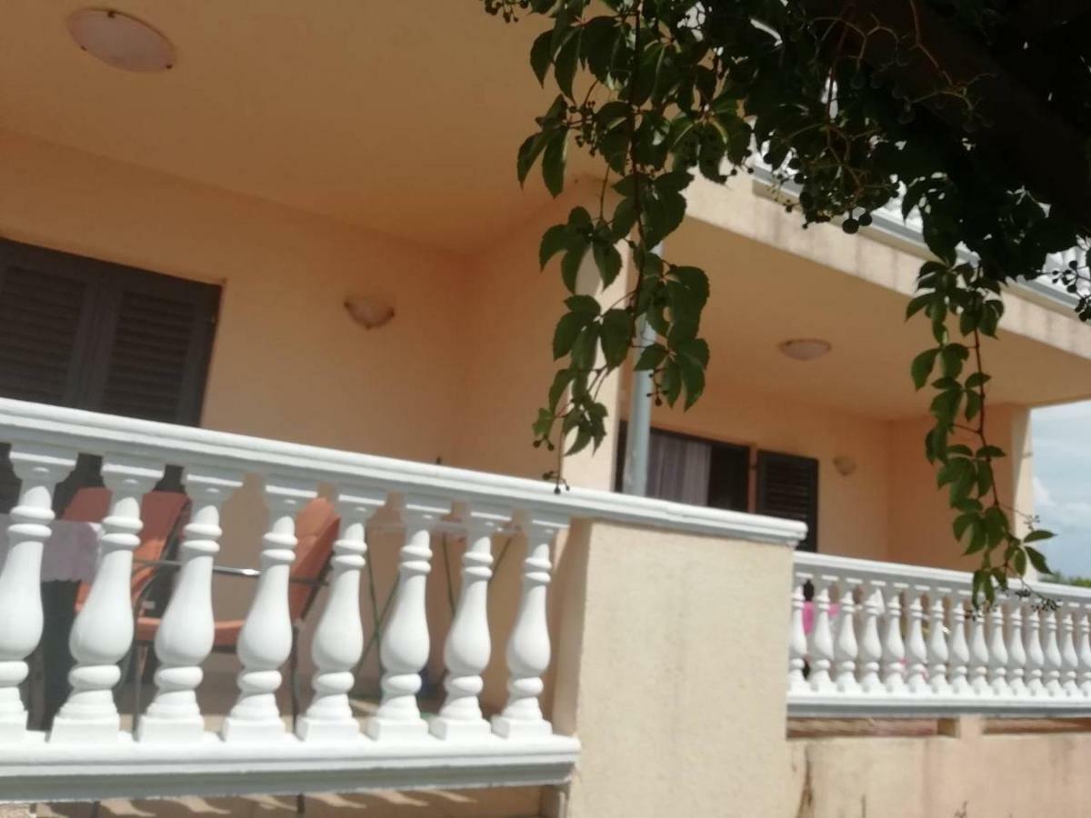 Apartment Plavia Biograd Biograd Na Moru Eksteriør billede