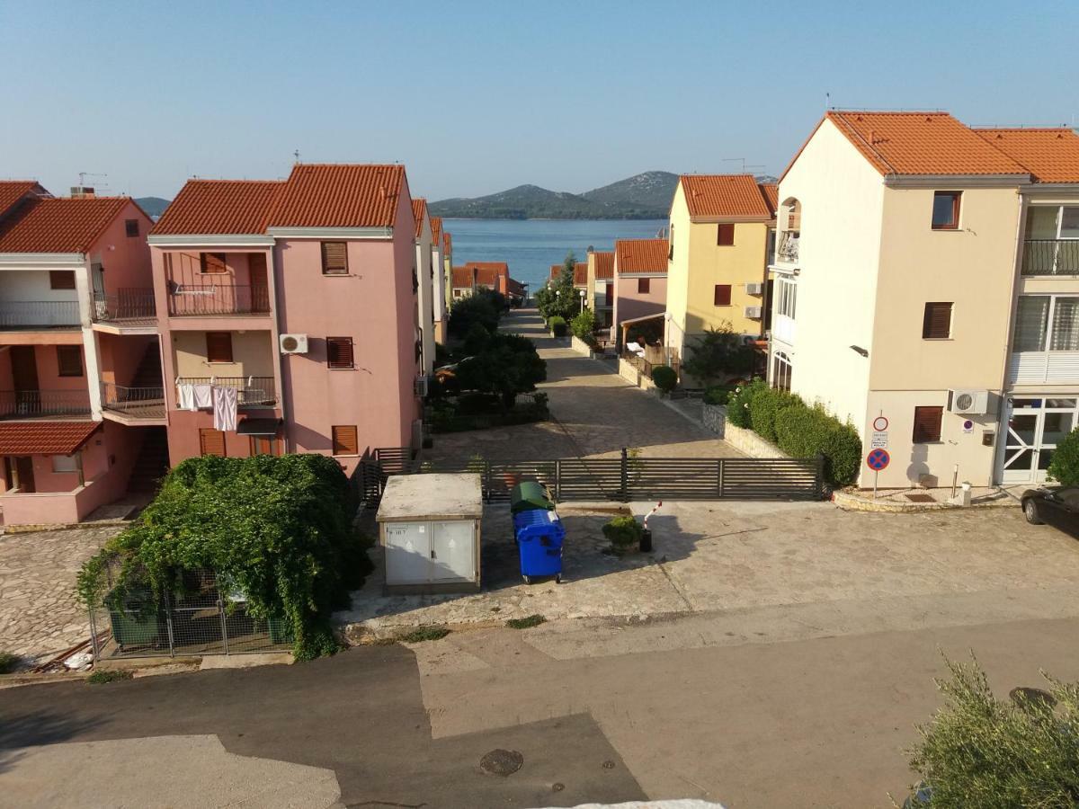 Apartment Plavia Biograd Biograd Na Moru Eksteriør billede
